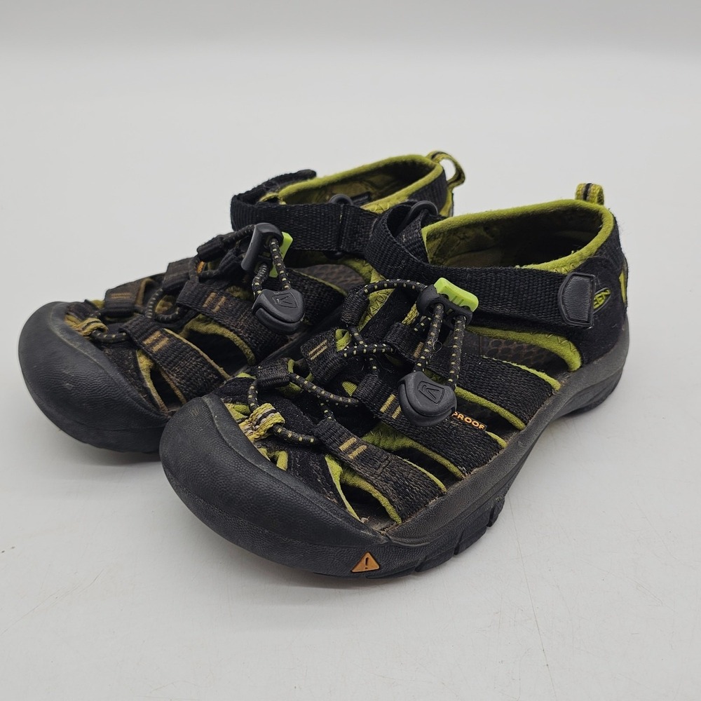 Childrens Big Kids Keen Newport H2 Waterproof Black green Shoes Sandals Sz 11Y